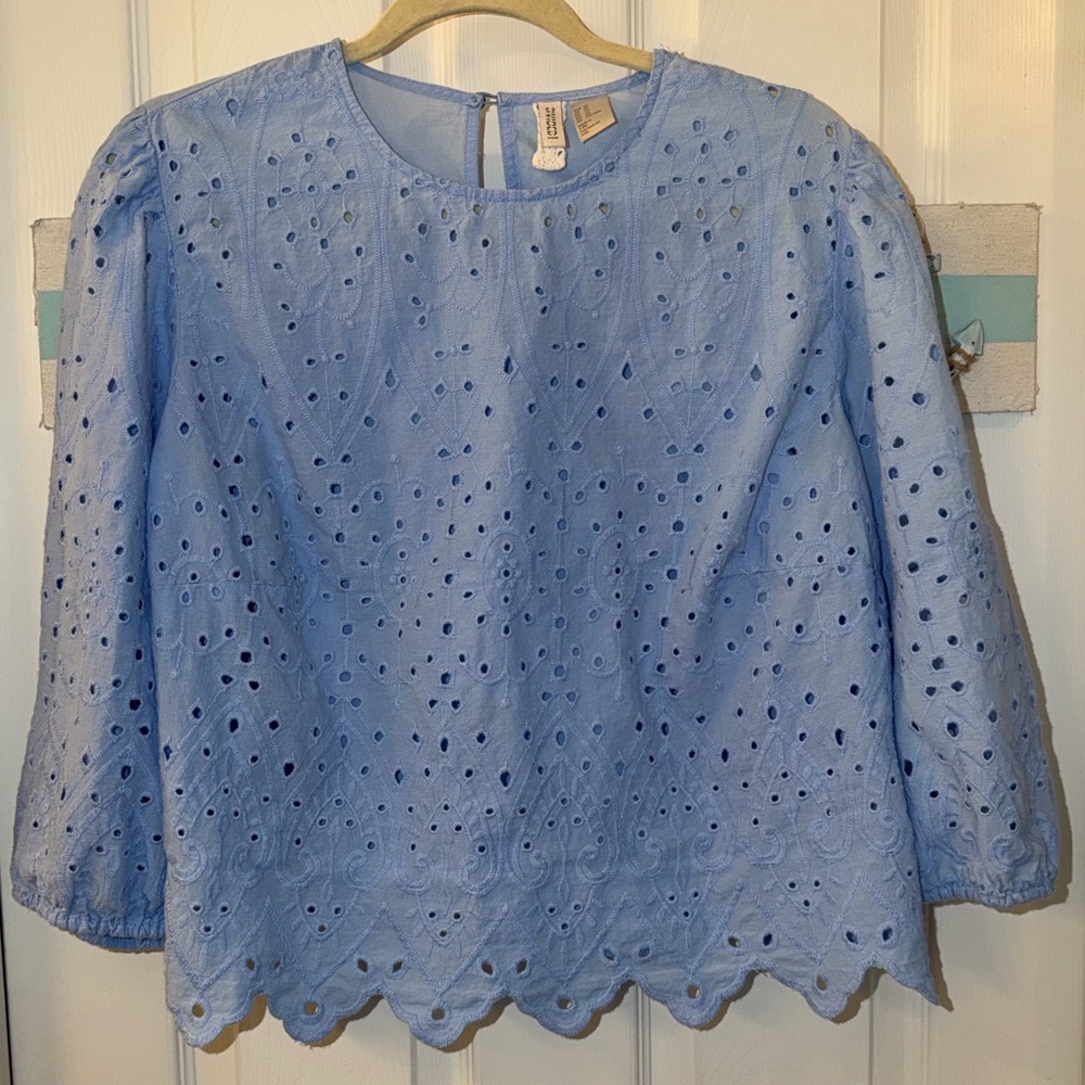 H&M Divided Light Blue Eyelet Top Sz XL